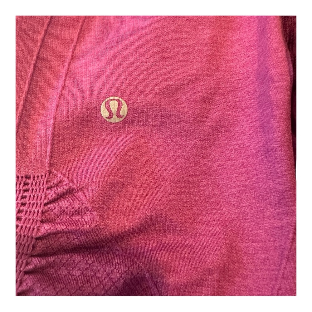 Lululemon in The Flow Crop LL Leggings Size 6 Plumb purple seamless NWOT - Picture 4 of 4